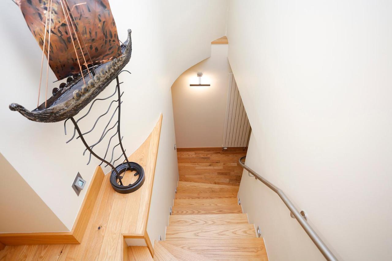 Joivy Unique Mezzanine Apartment In St Andrews Exterior photo
