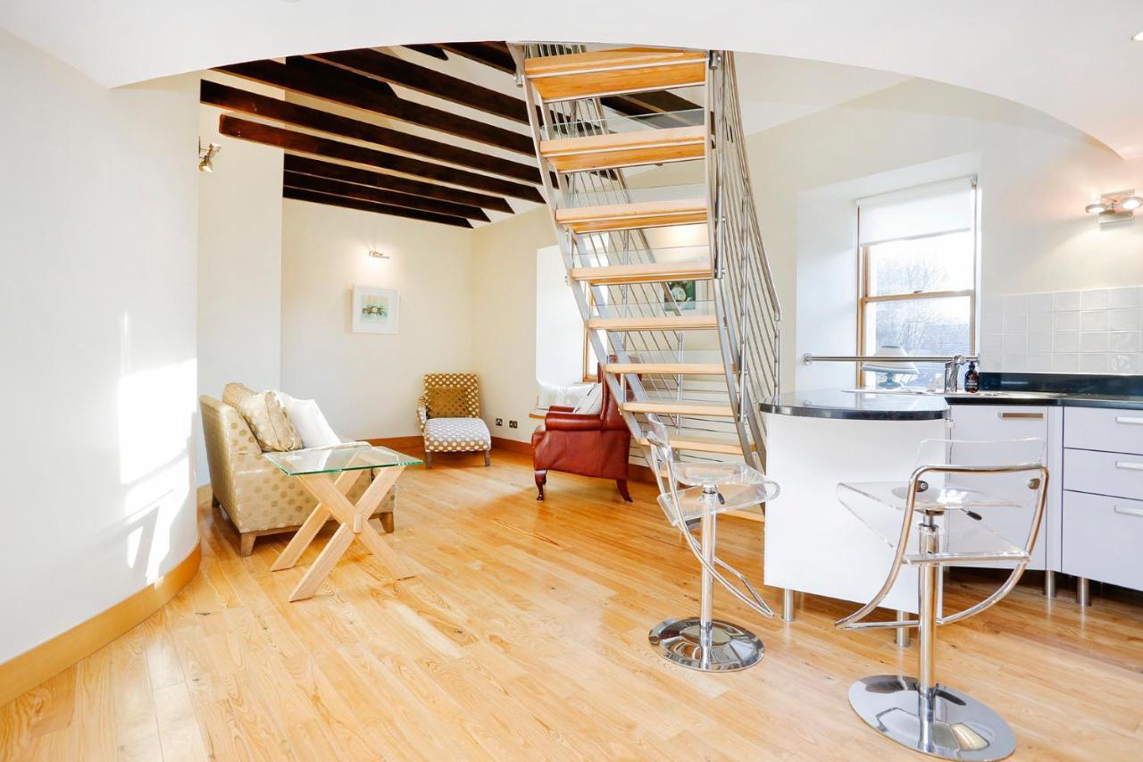 Joivy Unique Mezzanine Apartment In St Andrews Exterior photo