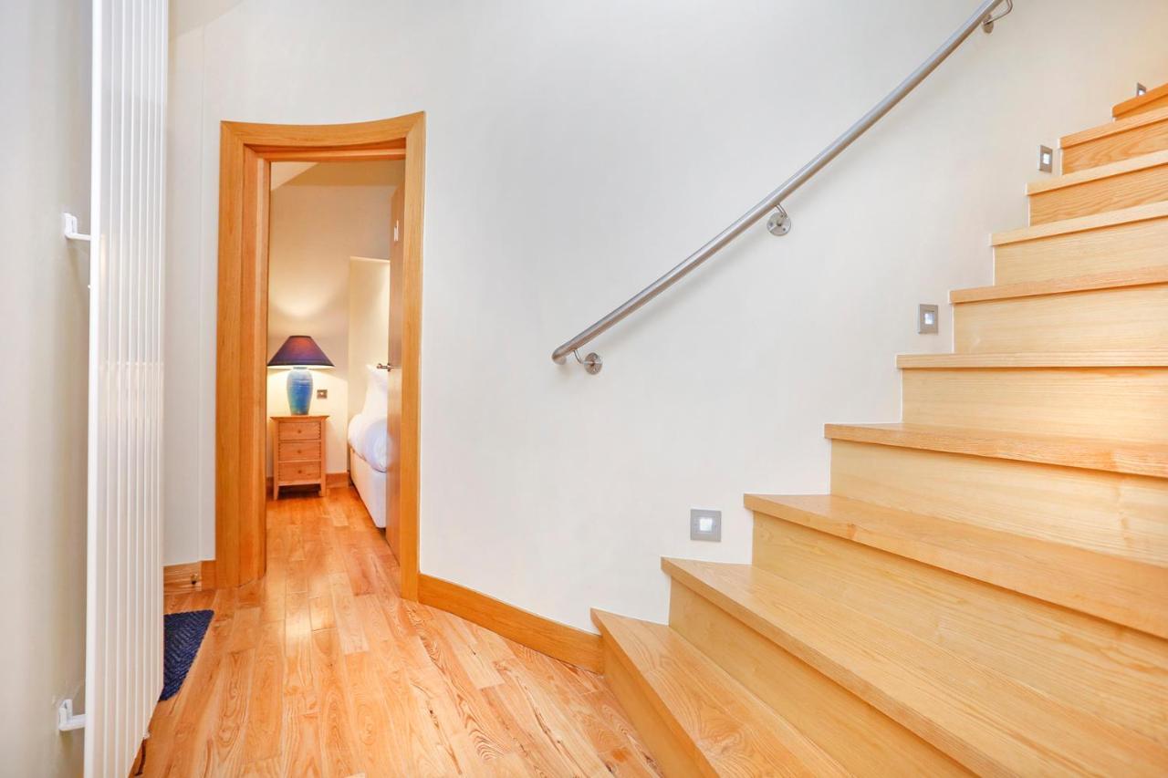 Joivy Unique Mezzanine Apartment In St Andrews Exterior photo