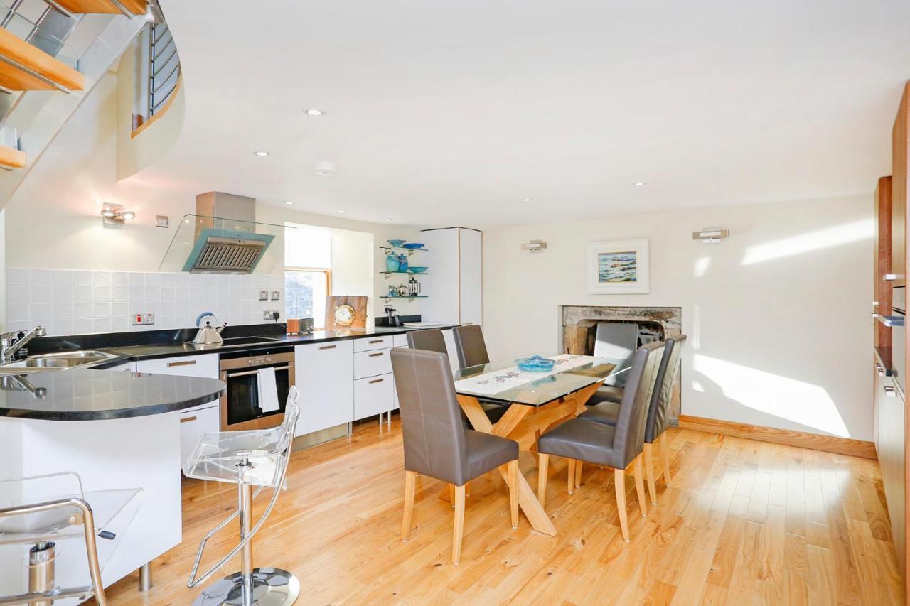 Joivy Unique Mezzanine Apartment In St Andrews Exterior photo
